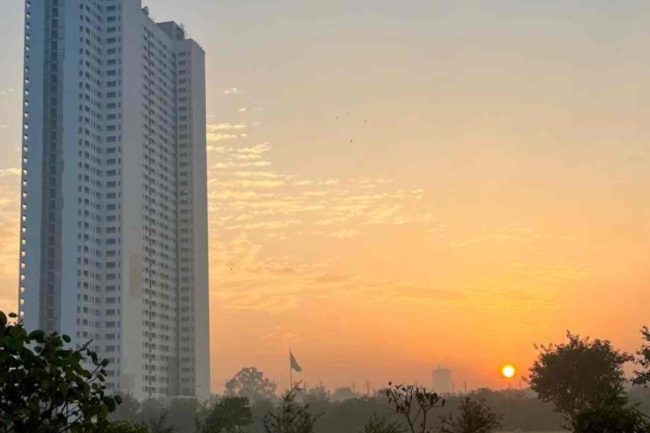 DLF One Mid Town Evening