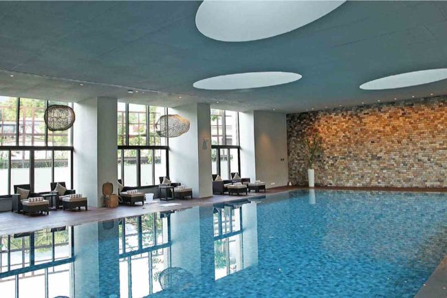 Max Antara Gurgaon Swimming