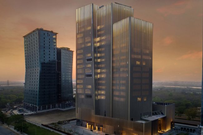 Max Estate 16B Noida Super Luxury Max Estate 16B Noida Super Luxury